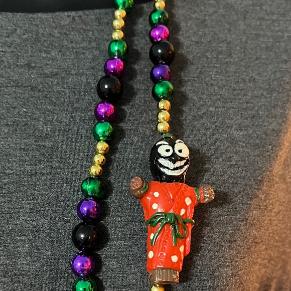 Mardi Gras Voodoo Doll Bead Set (2) - Picture 4 of 5